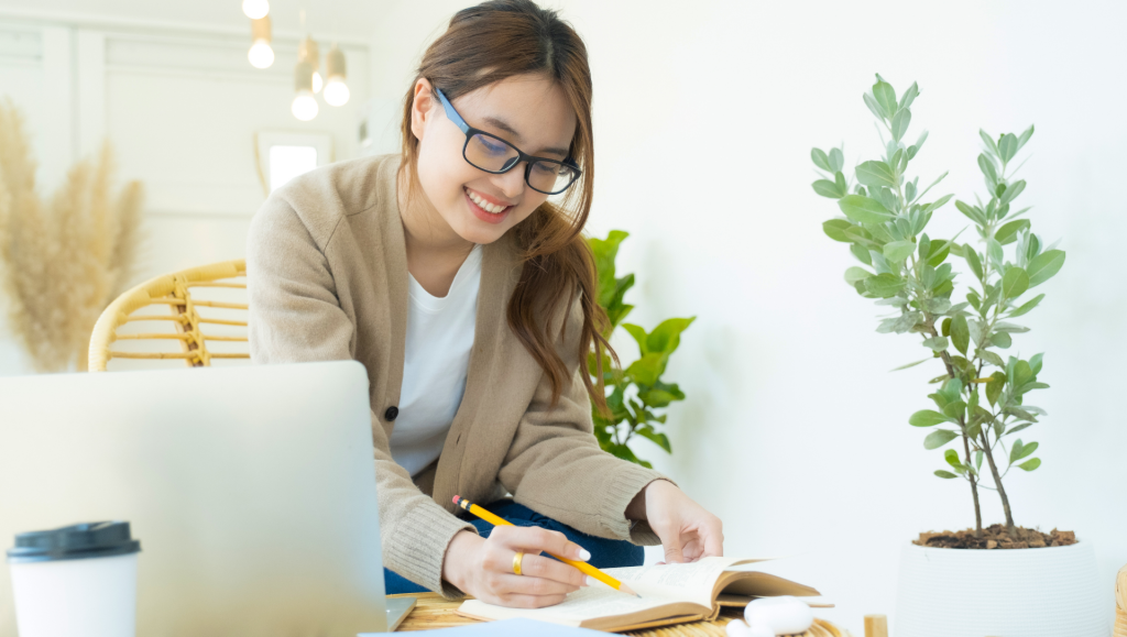 Education Online learning of self study concept. 