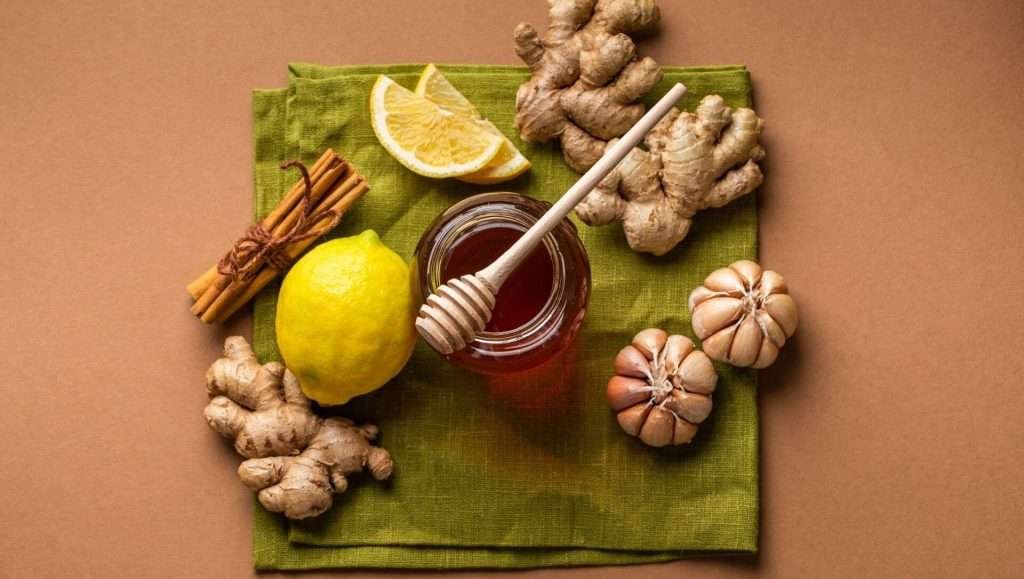 Honey glass pot, ginger , lemon, garlic